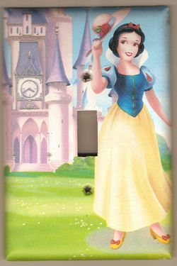 Snow White - Switch Plate decorated with Disney wall border
